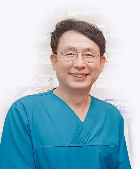 바른턱얼굴치과의원 대표원장 김태준