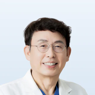바른턱얼굴치과의원 대표원장 김태준